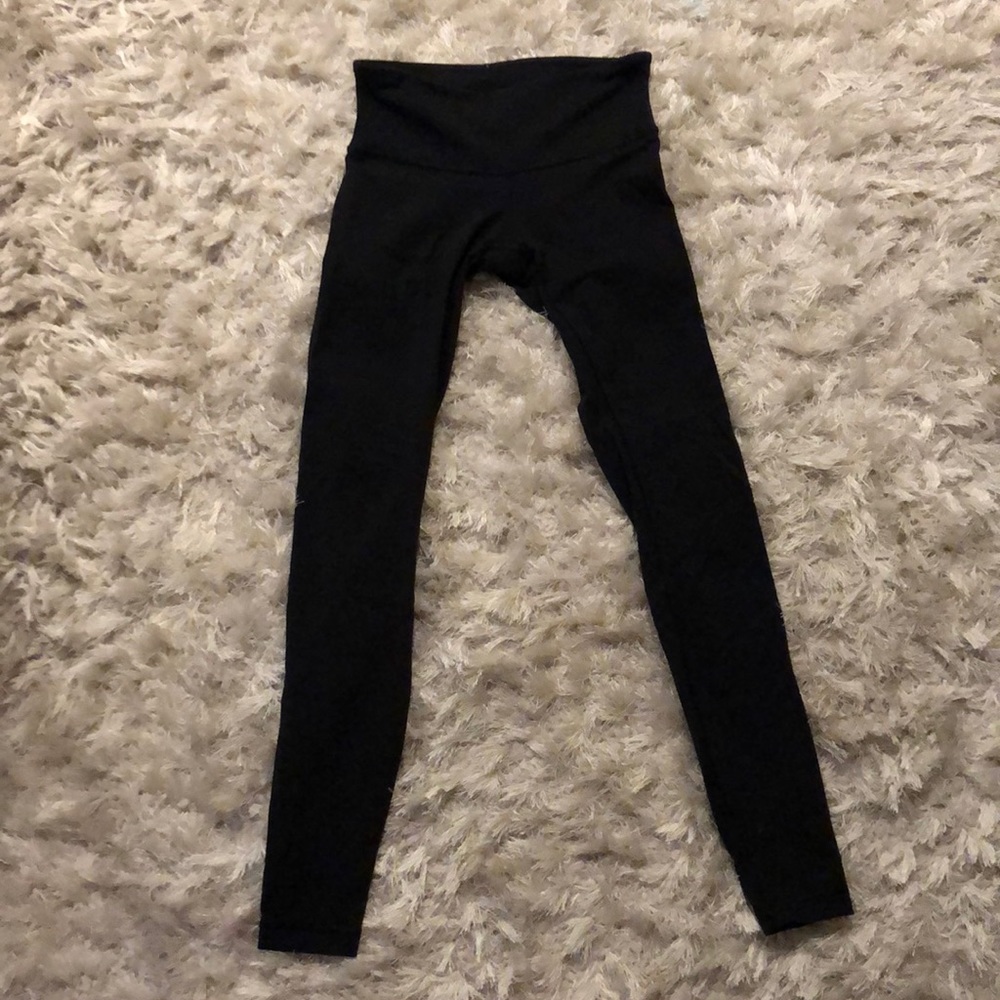 Lulu lemon size 4 black leggings